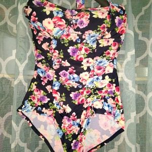 Forever 21 one peice swim suit